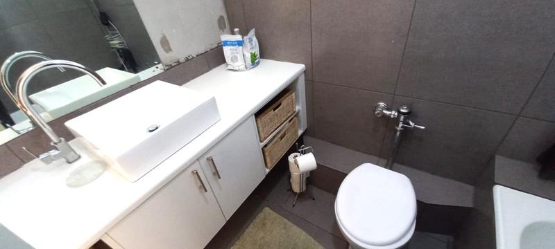 2 Bedroom Property for Sale in Townsend Estate Western Cape